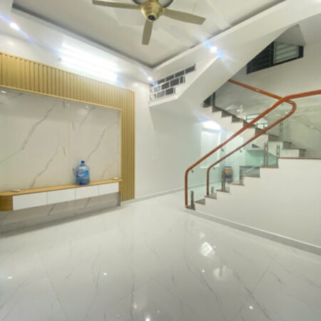 Bán nhà 3 tầng phố Vĩnh Cát – Thiên Lôi, 40m, Giá 2.7 tỉ