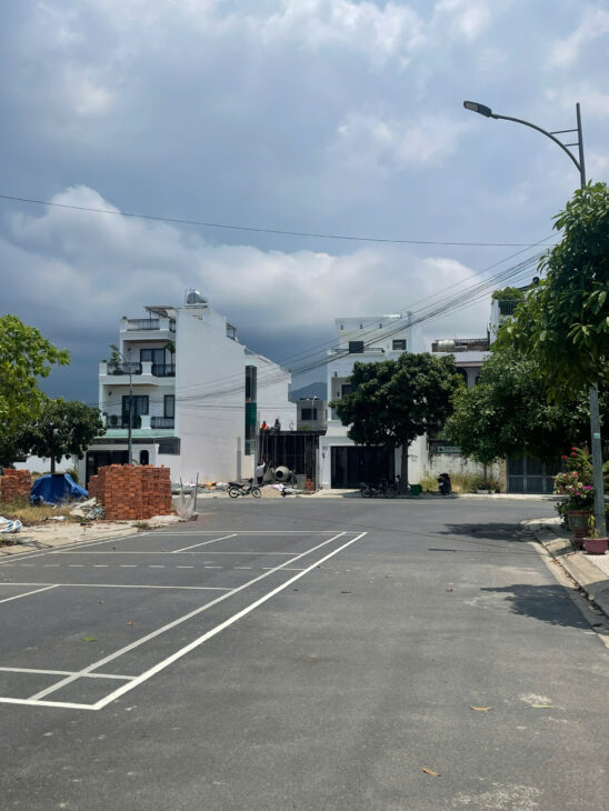 GÓI 4- Đường 40 view sông Quán Trường Lô Đáng đầu tư-Cập nhật bảng hàng mới nhất và giá tốt nhất tt