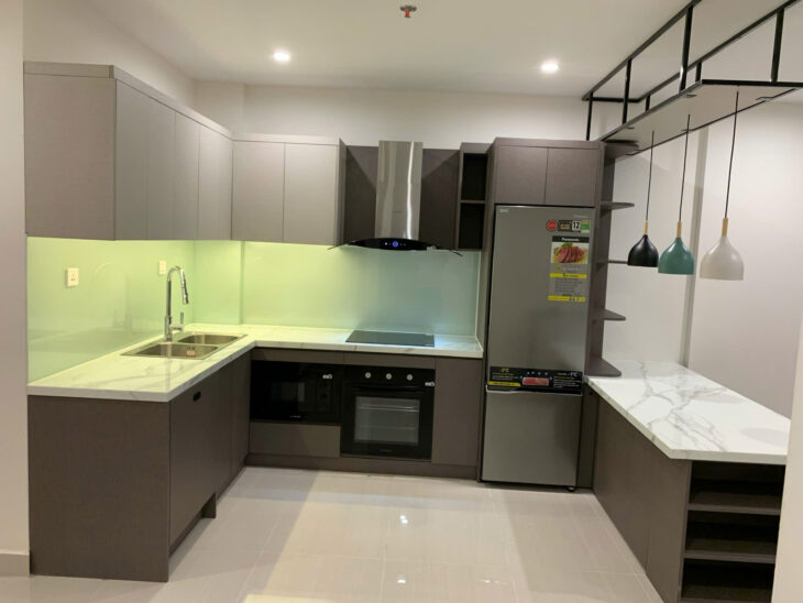 Cần bán gấp căn 2PN 67m2 khu RB, tặng full nội thất đầy đủ, view thoáng ko chắn, sẵn sổ giá 2tỷ8