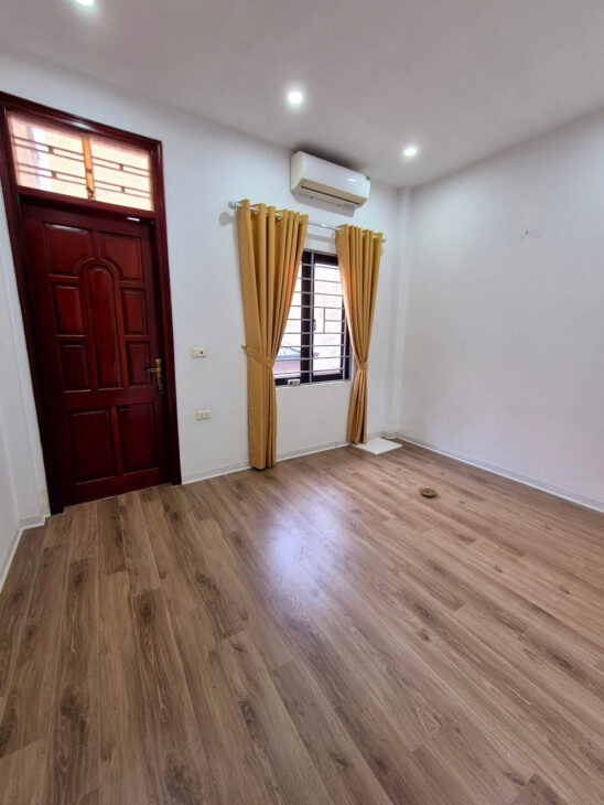 NHÀ ĐẸP KHƯƠNG TRUNG – LÔ GÓC – DT 36m2 5 tầng mặt tiền 4.1m Giá 8.5 tỷ