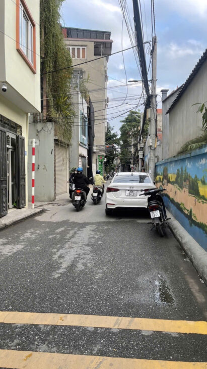 Bán đất Thạch Cầu, Long Biên 215m MT 10 giá 15 tỷ, KD, phù hợp xây biệt thự sân vườn, nhà dòng