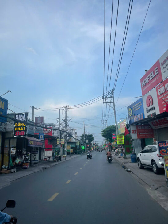 Bán nhà mặt tiền 7,4x40m giá 13,5 tỷ Đường Phan Văn Đối