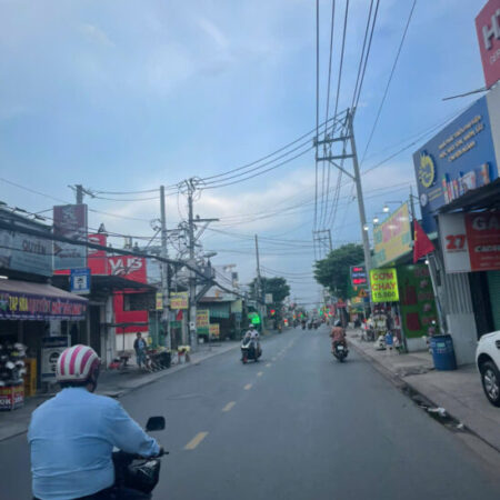 Bán nhà mặt tiền 15x40m giá 25 tỷ Đường Phan Văn Hơn