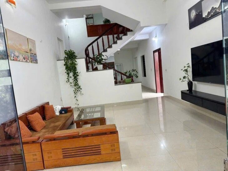 BÁN NHÀ 5 TẦNG, MẶT TIỀN LÊ THƯỚC, SÁT HỒ NGHINH. LH – 0905233234