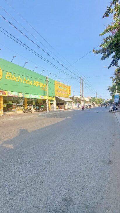 CHỦ NGỘP BANK – BÁN GẤP LÔ ĐẤT 168M²–TẶNG NHÀ-MUA GIỮ TIỀN QUÁ NGON.