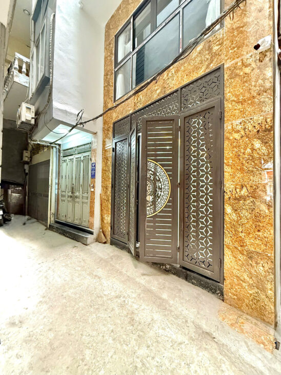 HOT!NHÀ ĐẸP-OTO TRÁNH-HOÀNG QUỐC VIỆT,GẦN TRƯỜNG NEWTON 40Mx5T,MT=5.5,nhỉnh 7ty