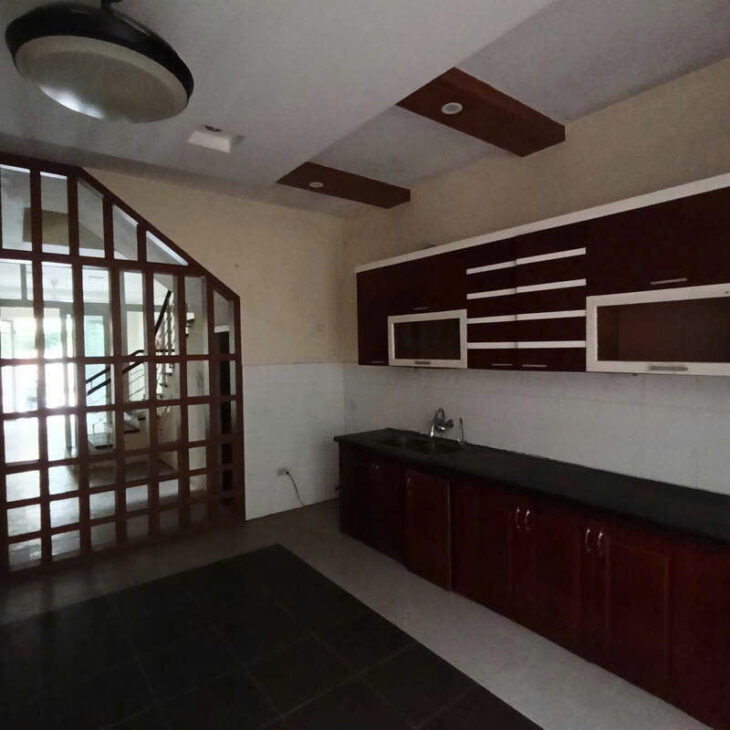 BÁN BIỆT THỤ LK Bạch Thái Bưởi 86m2X 4 tầng 20.5 tỷ Hà Đông