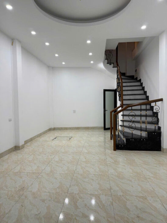 NHÀ ĐẸP QUAN NHÂN – NGÕ Ô TÔ – 6 TẦNG THANG MÁY- FULL NỘI THẤT – DIỆN TÍCH 36M2 CHỈ 9 TỶ