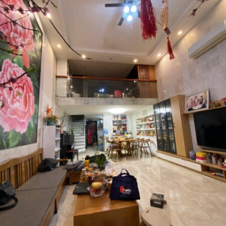 Bán nhà BỒ ĐỀ,LONG BIÊN , 100m 5T giá 26 ty oto KD