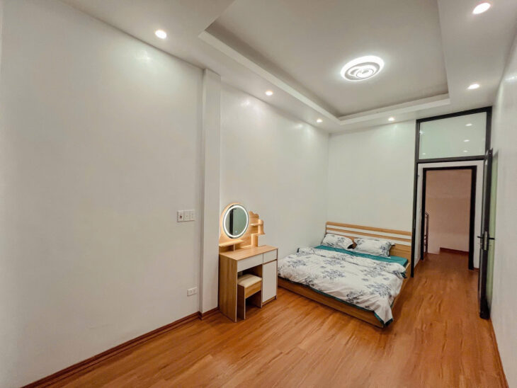 NHÀ NGÕ VĂN CHƯƠNG – FULL NỘI THẤT DT 38m2 5 tầng mặt tiền 3m Giá 6.83 tỷ