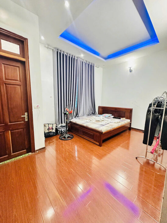 BÁN NHÀ CẦU GIẤY – 46m² – 4 TẦNG – MT 5.2m – NGÕ 3 GÁC – 11.6 TỶ