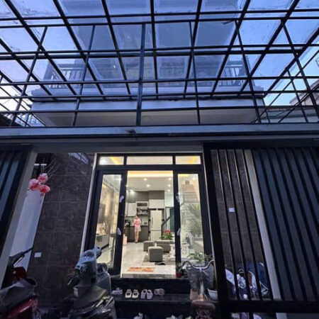 TAM TRINH, HOÀNG MAI, gần 9tỷ, 74m2, ngõ nông, nhà CỰC ĐẸP. Thật nhanh kẻo bỏ lỡ.