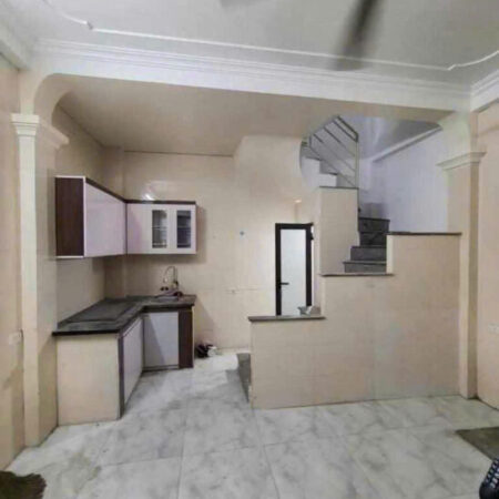 Cần Bán nhà Vĩnh Hưng, Hoàng Mai, 21m 4 Tầng. Giá 4.25 Tỷ. Sổ Đỏ Riêng