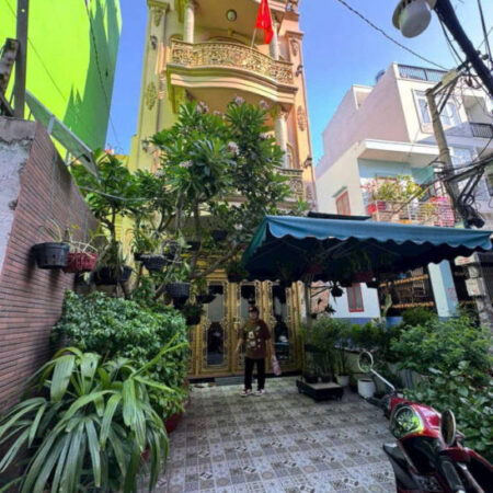 Bán Nhà Góc Nguyễn Tri Phương Quận 10 – 73m² 4 tang – Nở Hậu – 16.5 Tỷ TL – Nội Thất Cực Sang