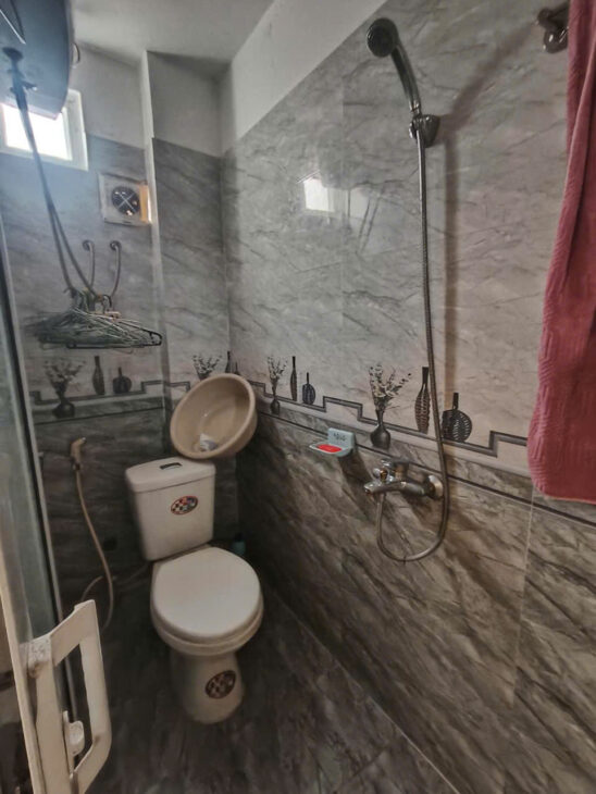 Bán nhà Yên Sở Hoàng Mai, 20 m .4 Tầng . Giá 2.6 Tỷ. Sổ Đỏ Chung
