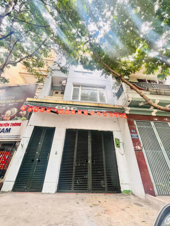 PL TRUNG KÍNH – Ô TÔ – KINH DOANH DT 65m2 5 tầng mặt tiền 5.1m Giá 36 tỷ