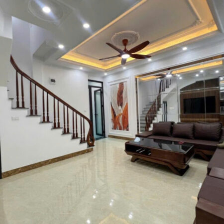 SIÊU PHẨM Hoàng Văn Thái – 45m2- 4 tầng – Nội thất nhập – nhỉnh 8 tỷ