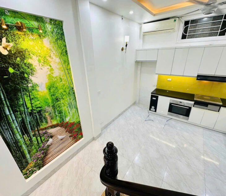 Hàng Kịch độc phố HOÀNG VĂN THÁI – 45m2- 5 tầng – THANG MÁY -chỉ 8,5 tỷ