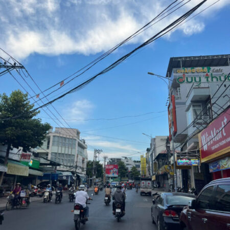 BÁN GẤP Đường Thích Quãng Đức (Số 4)- Ngay vòng xoay- vị trí cực tiềm năng- GIÁ RẺ sinh lời cao. BÁN GẤP Đường Thích Quãng Đức (Số 4)- Ngay vòng xoay- vị trí cực tiềm năng- GIÁ RẺ sinh lời cao.