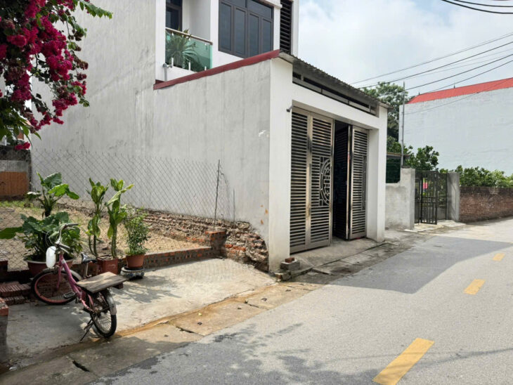 Đất đẹp thôn Do Hạ, Tiền Phong, Mê Linh. Trục chính trải nhựa, mặt tiền kinh doanh