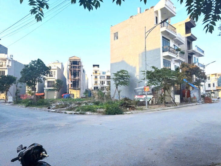 Lô góc 2 mặt tiền siêu đẹp – Tái định cư A51 Vĩnh Niệm, Giá 5 tỉ