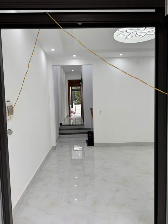 CHO THUÊ NHÀ NGUYÊN CĂN 2 TẦNG 2 MẶT TIỀN HẺM Ô TÔ AN BÌNH PHƯỜNG 3 ĐÀ LẠT GIÁ 12 TRIỆU