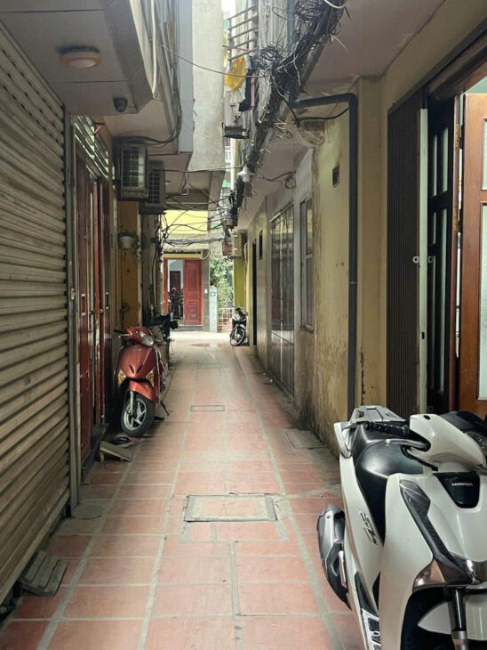 VỊ TRÍ ĐẸP. NHÀ TÂY SƠN VIEW HỒ DT 38m2 6 tầng mặt tiền 3.5m Giá 11 tỷ