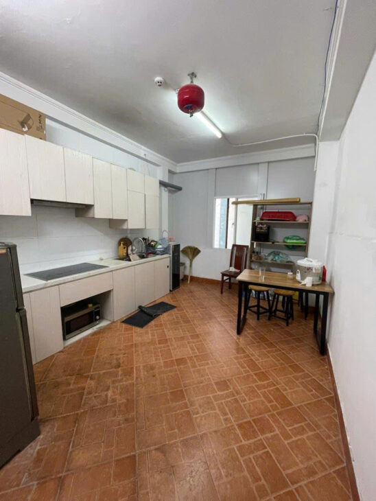VỊ TRÍ ĐẸP. NHÀ TÂY SƠN VIEW HỒ DT 38m2 6 tầng mặt tiền 3.5m Giá 11 tỷ