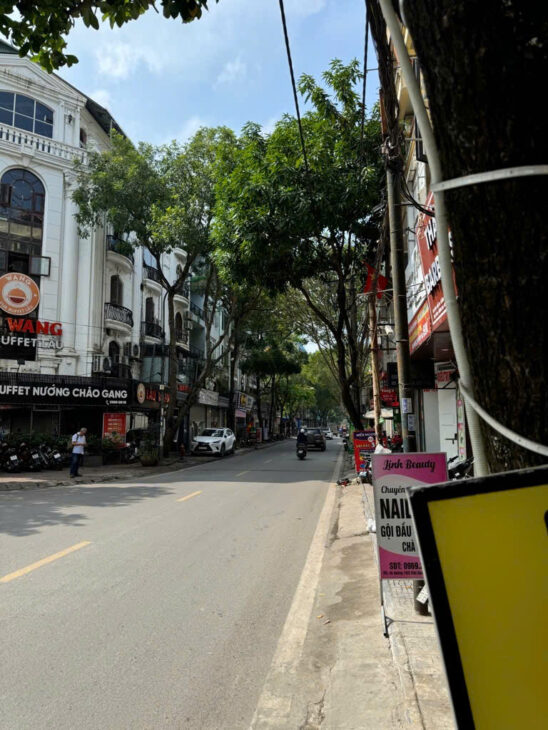 BÁN NHÀ MẶT PHỐ VĂN QUÁN, LÔ GÓC, VỊ TRÍ ĐẮC ĐỊA, KINH DOANH CỰC ĐỈNH 19,5 TỶ