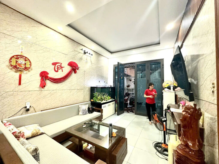 Bán nhà Hào Khê – Quán Nam, 44m 3 tầng, sân cổng riêng, giá 2.28 tỉ