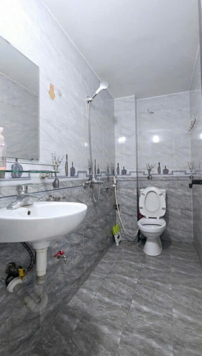 Cần Bán Nhà Tam Trinh Xây Mới 2 Tầng 2 Phòng Ngủ Giá 2.68 Tỷ Nhà Chưa Sổ