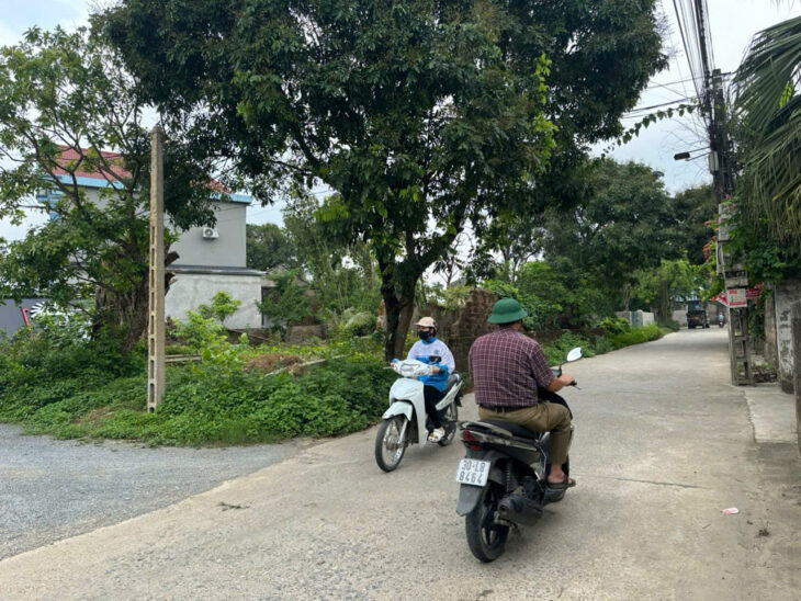 cc cần bán 96m đát full thổ đát CM mặt đường KD giá hơn 20tr/m