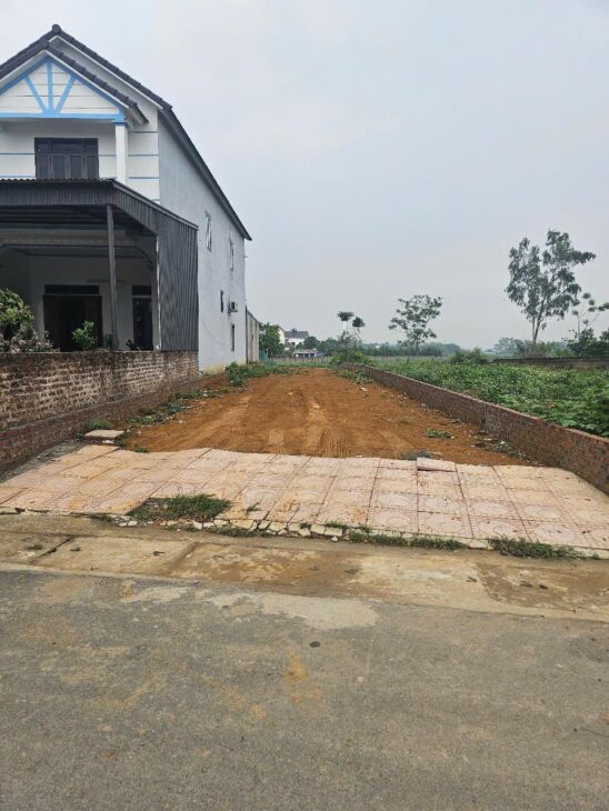 Bán đất mặt phố Đồng Âm đường thông rộng xe ben tránh 186m² nhỉnh 17tr giá tốt đầu tư