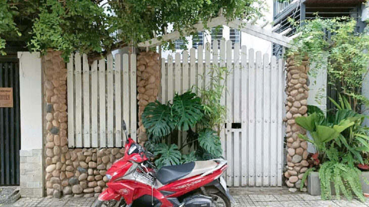 BIỆT THỰ MINI GIÁP BÌNH THẠNH-PHÚ NHUẬN-SIÊU VIP