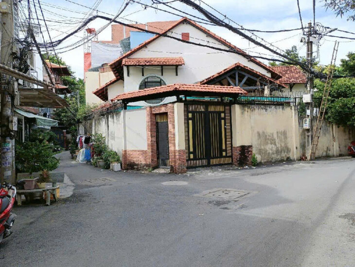 BIỆT THỰ MINI GIÁP BÌNH THẠNH-PHÚ NHUẬN-SIÊU VIP