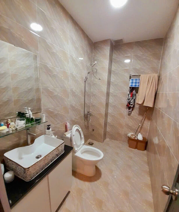 ???? BÁN NHÀ 2 TẦNG LẦU – NGAY ĐƯỜNG TRẦN HƯNG ĐẠO.