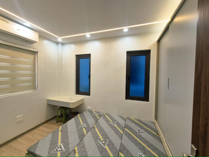 BÁN NHÀ PHỐ TÂY SƠN -LÔ GÓC-FULL NỘI THẤT-DT 20M-4T-MT4.5 M:GIÁ CHỈ 5.6TỶ