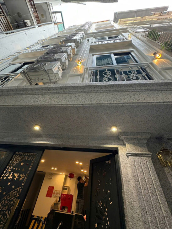 Bán nhà phố Pháo Đài Láng – Đống Đa, 79m2 nhà dòng tiền giá đầu tư 25,2 tỷ