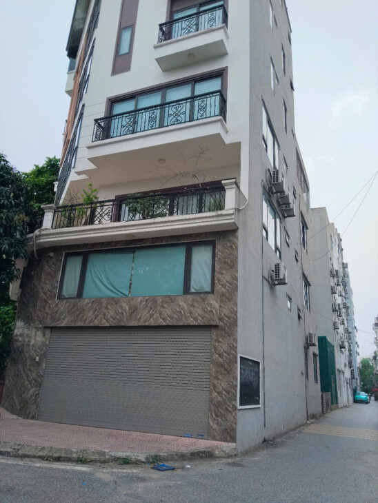 NHÀ ĐẸP KẺ TẠNH – GIANG -LONG BIEN LÔ GÓC THOÁNG SÁNG – GẦN CHỢ, TRƯỜNG – GIÁ CHỈ 5.98 TỶ