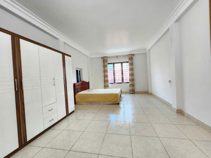 Bán Nhà Nam Dư Lĩnh Nam 42m 5 Tầng 5 phòng Tặng Hết Nội Thất Sổ Đỏ