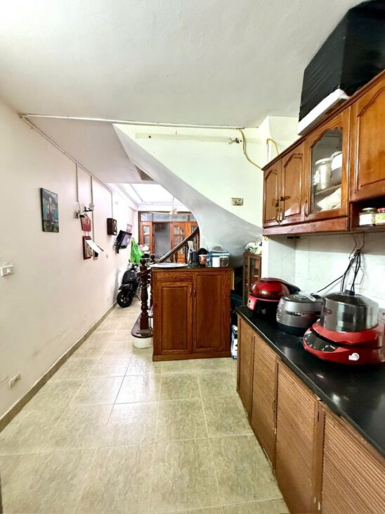 BÁN NHÀ -PHỐ TÔN ĐỨC THẮNG-NHÀ DÂN XÂY 5TẦNG -DT27/33 M2 – GIÁ CHỈ,6.9 TỶ