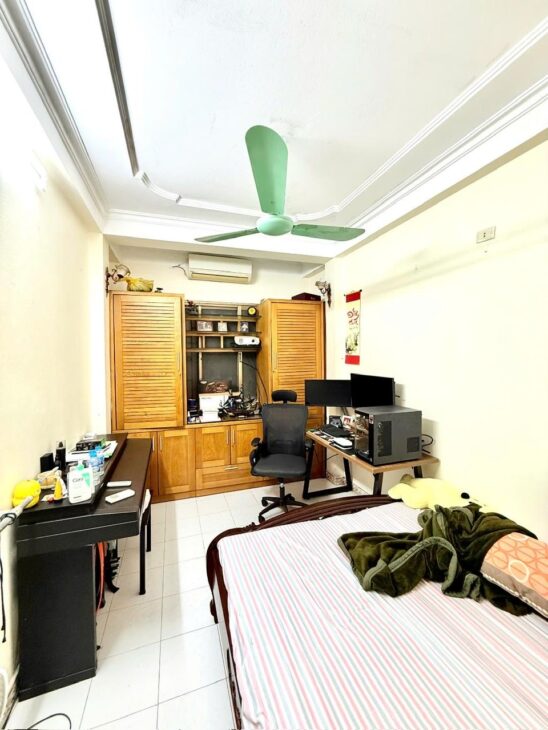 BÁN NHÀ -PHỐ TÔN ĐỨC THẮNG-NHÀ DÂN XÂY 5TẦNG -DT27/33 M2 – GIÁ CHỈ,6.9 TỶ