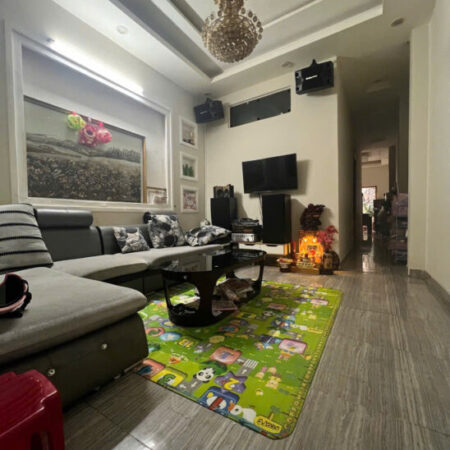 CHO THUÊ NHÀ MẶT TIỀN 11 PHÒNG NGỦ 2 MẶT BẰNG YERSIN PHƯỜNG 9 ĐÀ LẠT 30TR/THÁNG