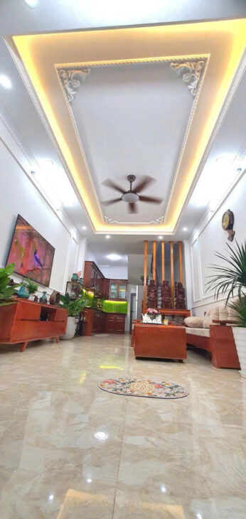 Nhà Đẹp Chính Chủ Ngọc Thụy – 5 Tầng, 5 Ngủ, Gần Ô Tô – Bán Giá Hơn 8 Tỷ