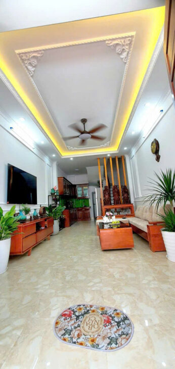 Nhà Đẹp Chính Chủ Ngọc Thụy – 5 Tầng, 5 Ngủ, Gần Ô Tô – Bán Giá Hơn 8 Tỷ