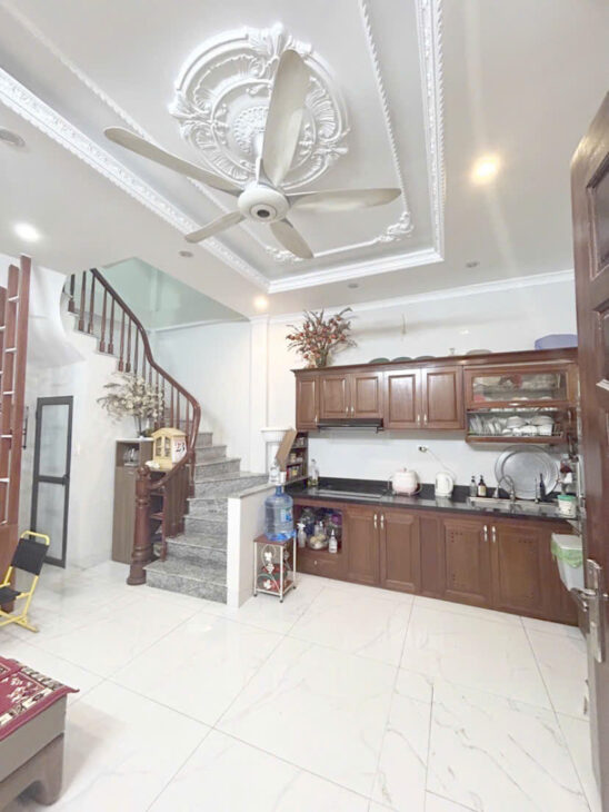 BÁN NHÀ TRẦN CUNG 35M, 5 TẦNG, LÔ GÓC, FULL NỘI THẤT, CẠNH KĐT NAM CƯƠNG, GẦN ÔTÔ, GIÁ 7.35 TỶ