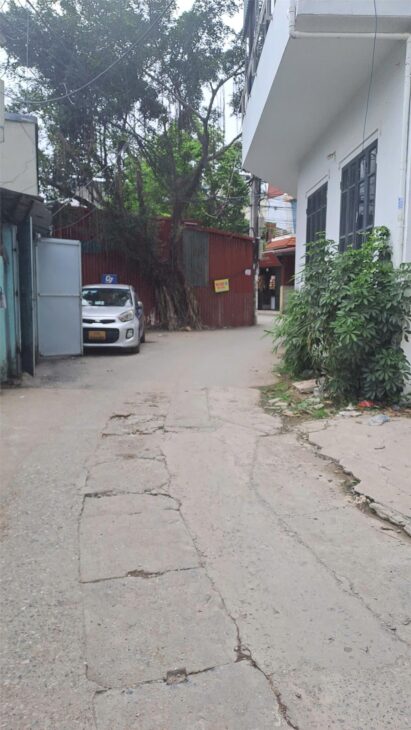 Bán nhà mới 200m Cầu Hữu Hòa – 4 tầng, 4PN, 4WC – 4.7 tỷ – 0844444453