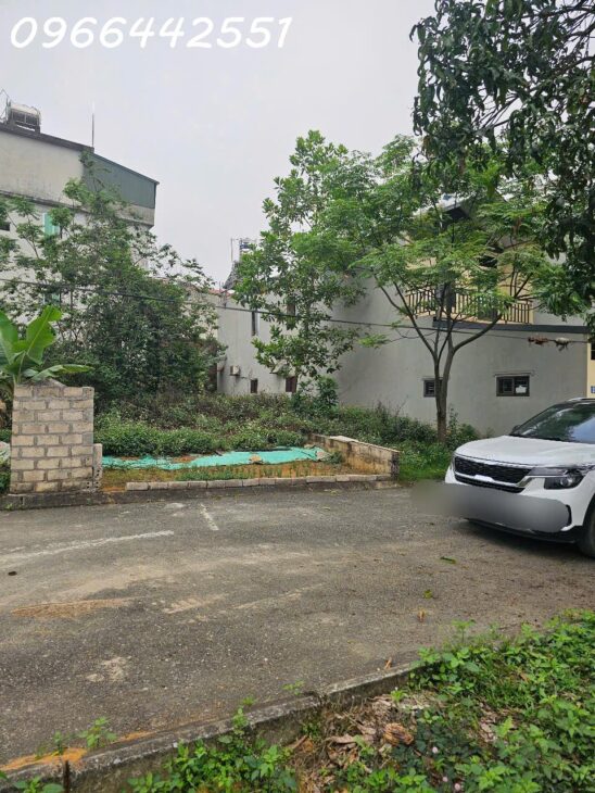 Bán Lô đất gần trục chính Đồi Sen đường thông ôtô MT rộng 102m nhỉnh 30tr