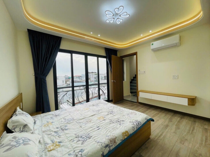 Bán nhà Thống Nhất, 4 phòng ngủ, sân thượng, ngang 4,6m, chỉ 5 tỷ xíu