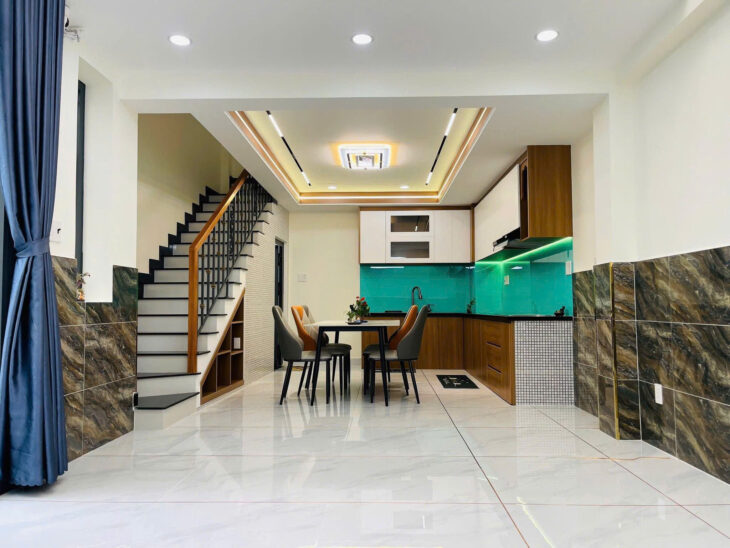 Bán nhà Thống Nhất, 4 phòng ngủ, sân thượng, ngang 4,6m, chỉ 5 tỷ xíu